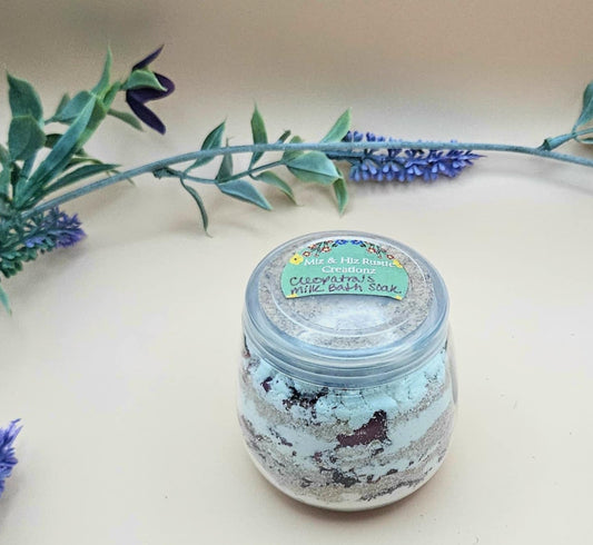 Cleopatra's Milk Bath: Soak